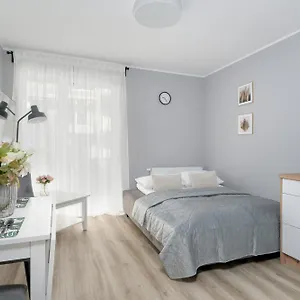 Apartament Jasny & Elegancki Apartament Typu Studio Z Tarasem By Renters, Poznań